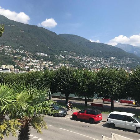 Lungolago Rosso Locarno Bagian luar foto